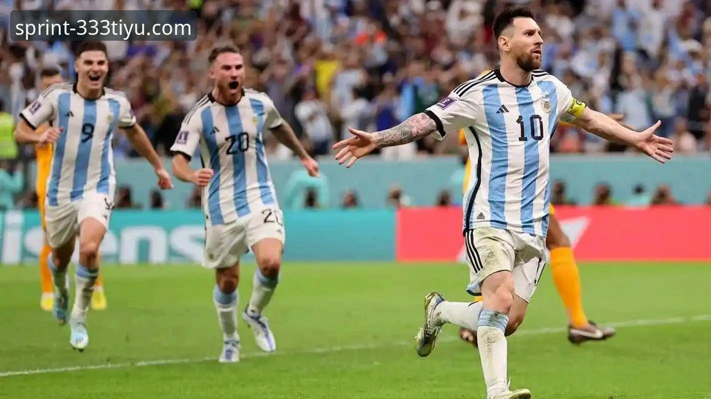 如何通过专业体育平台，深度解析一场52年后的世界杯回归之战？